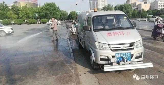 禹州环卫 坚守岗位默默劳动 奋力创造城市洁净 禹州环卫 坚守岗位默默劳动 奋力创造城市洁净