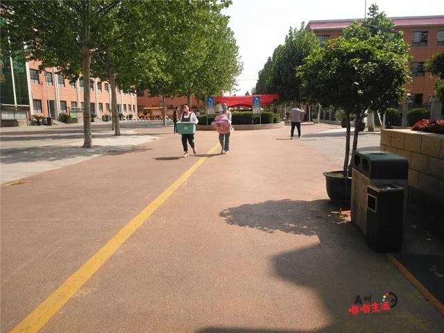 直击禹州小学复学现场!快随小编一起到现场去探班吧~ 直击禹州小学复学现场!快随小编一起到现场去探班吧~
