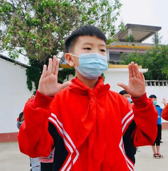 禹州新天地学校全体小学生成功返校! 禹州新天地学校全体小学生成功返校!