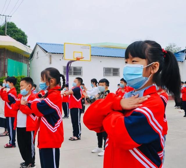 禹州新天地学校全体小学生成功返校! 禹州新天地学校全体小学生成功返校!