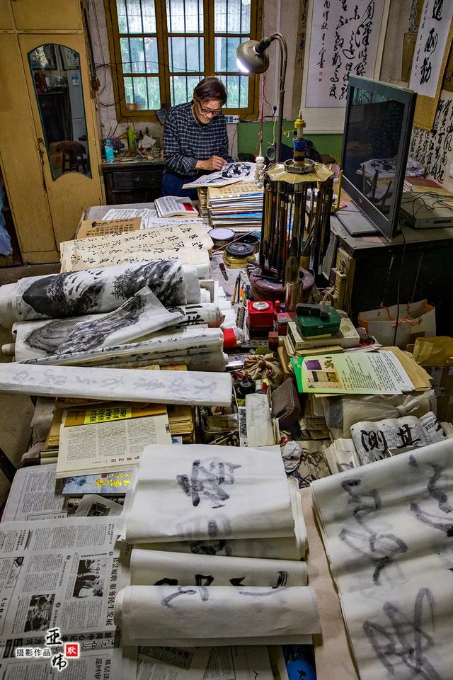 禹州王中全老人的书法情缘——耿亚伟摄影作品 禹州王中全老人的书法情缘——耿亚伟摄影作品