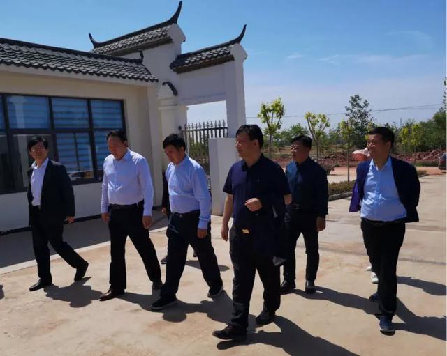 许昌市政府副秘书长侯坡一行到禹州市督导调研敬老院建设工作 许昌市政府副秘书长侯坡一行到禹州市督导调研敬老院建设工作