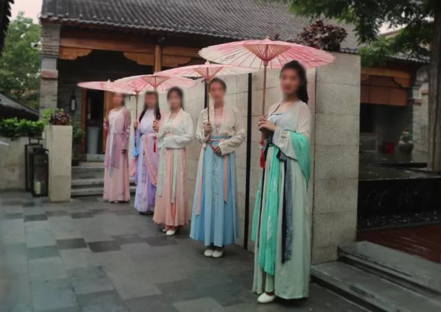 禹州300亩大樱桃园即将开园!快来入园任性吃! 禹州300亩大樱桃园即将开园!快来入园任性吃!
