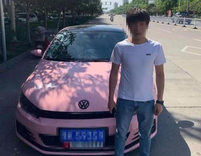 禹州一男子改装车辆还将车开上“网红桥”拍抖音“得瑟”被查办 禹州一男子改装车辆还将车开上“网红桥”拍抖音“得瑟”被查办