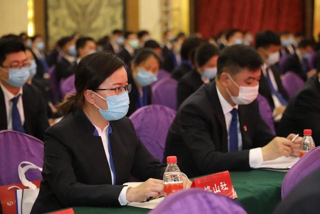 禹州联社组织召开2019年度表彰大会暨2020年深化经营机制转换工作会议 禹州联社组织召开2019年度表彰大会暨2020年深化经营机制转换工作会议