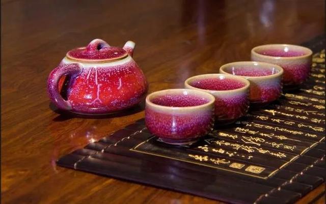 为什么会有越来越多的人选择禹州钧瓷茶具? 为什么会有越来越多的人选择禹州钧瓷茶具?