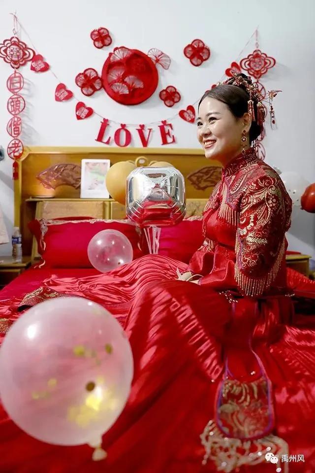 推迟婚礼剪断长发的禹州抗疫女英雄苗培娟结婚了,一起祝福她吧 推迟婚礼剪断长发的禹州抗疫女英雄苗培娟结婚了,一起祝福她吧
