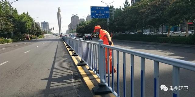 禹州环卫缤纷夏日艳阳照 城市清洁精细画 禹州环卫缤纷夏日艳阳照 城市清洁精细画