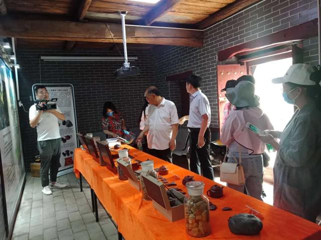 “看许昌赞许昌”媒体团实地采访禹州市文旅融合和乡村旅游发展情况! “看许昌赞许昌”媒体团实地采访禹州市文旅融合和乡村旅游发展情况!
