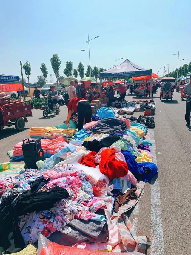 禹州新狗市:实拍搬迁后的禹州狗市儿大变样了! 禹州新狗市:实拍搬迁后的禹州狗市儿大变样了!