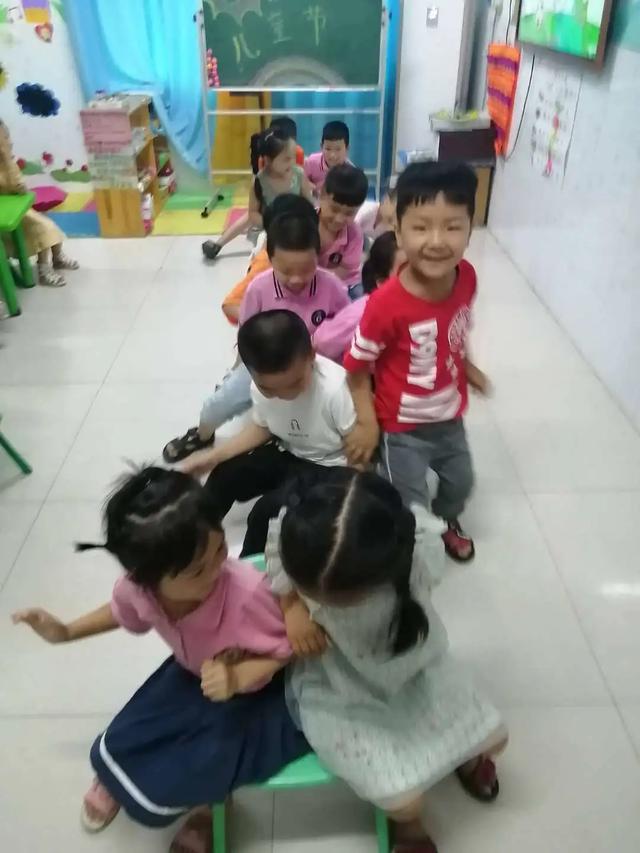 禹州文殊镇福娃学校:简单过“六一” 欢乐不缺席 禹州文殊镇福娃学校:简单过“六一” 欢乐不缺席