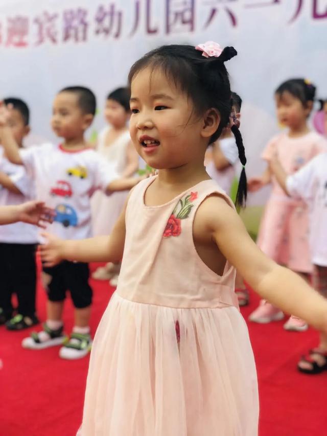 禹州市慧润阶梯迎宾路幼儿园“六一”特别活动 禹州市慧润阶梯迎宾路幼儿园“六一”特别活动