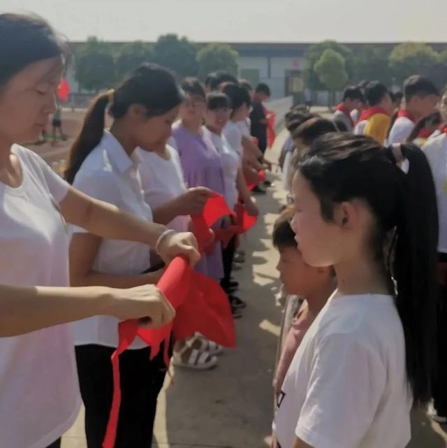 禹州市爱瑞加学校:六一,你好! 禹州市爱瑞加学校:六一,你好!