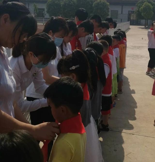 禹州市爱瑞加学校:六一,你好! 禹州市爱瑞加学校:六一,你好!