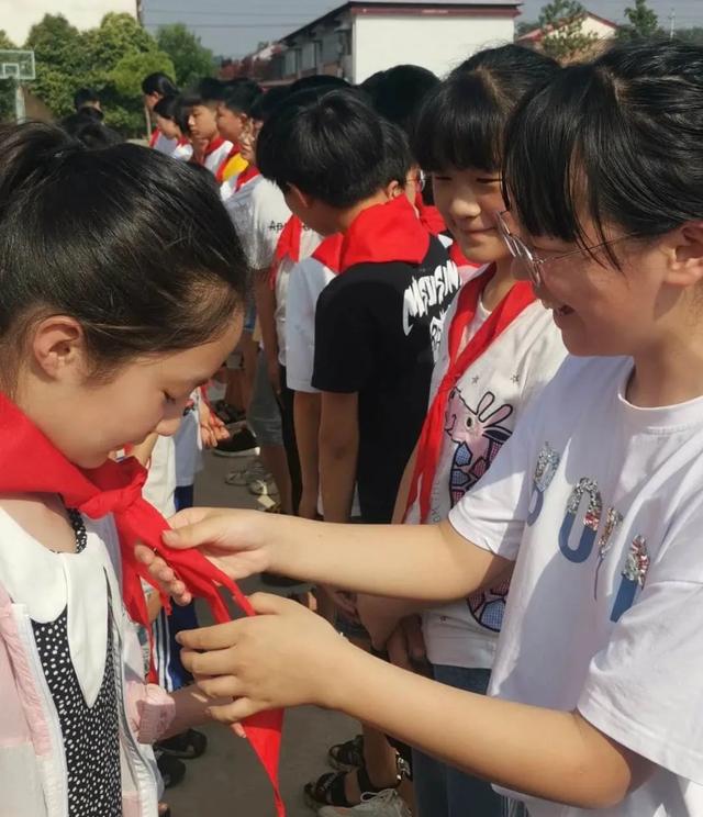 禹州市爱瑞加学校:六一,你好! 禹州市爱瑞加学校:六一,你好!