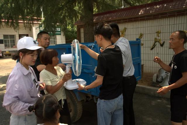 禹州这个村庄来了几个陌生人!接下来的一幕… 禹州这个村庄来了几个陌生人!接下来的一幕…