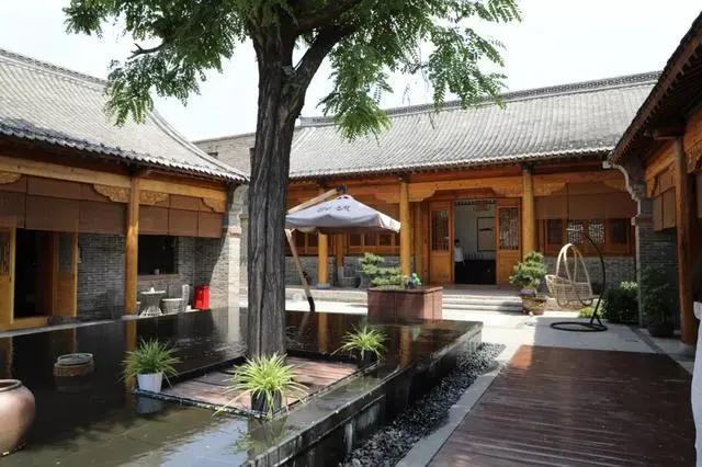 北京中关村国际协同创新平台总顾问一行来禹州神垕古镇考察! 北京中关村国际协同创新平台总顾问一行来禹州神垕古镇考察!