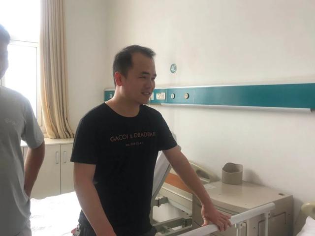 爱心,在这里传递!禹州市房地产经纪行业协会暖人心 爱心,在这里传递!禹州市房地产经纪行业协会暖人心
