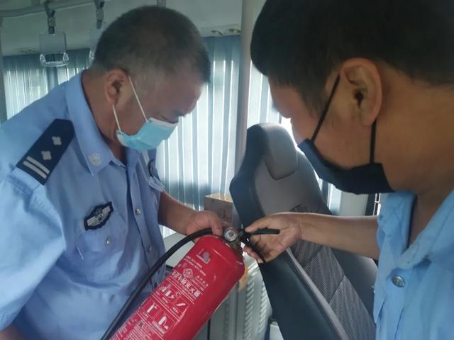 禹州市公共交通有限公司积极开展安全生产月宣传活动 禹州市公共交通有限公司积极开展安全生产月宣传活动