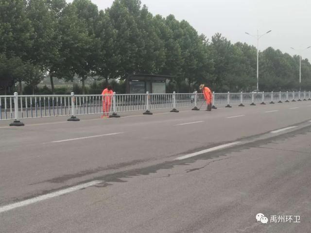 禹州环卫:清洁环境卫生 擦亮城市底色 禹州环卫:清洁环境卫生 擦亮城市底色