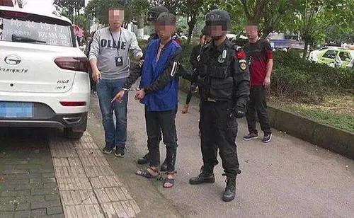 凌晨3点,禹州药城北街发生一起抢劫案! 凌晨3点,禹州药城北街发生一起抢劫案!
