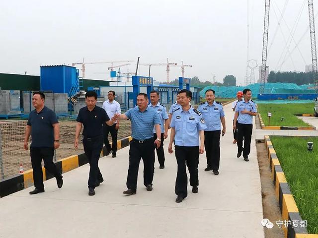 禹州公安局长来俺家啦! 禹州公安局长来俺家啦!