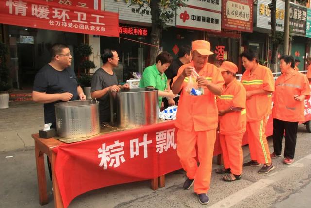 早上7点!发生禹州在颍河大街暖心的一幕! 早上7点!发生禹州在颍河大街暖心的一幕!