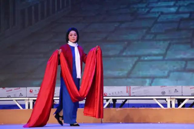 禹州市迎七一文艺汇演完美落幕! 禹州市迎七一文艺汇演完美落幕!