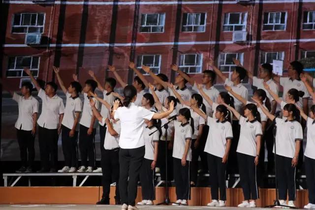 禹州市迎七一文艺汇演完美落幕! 禹州市迎七一文艺汇演完美落幕!