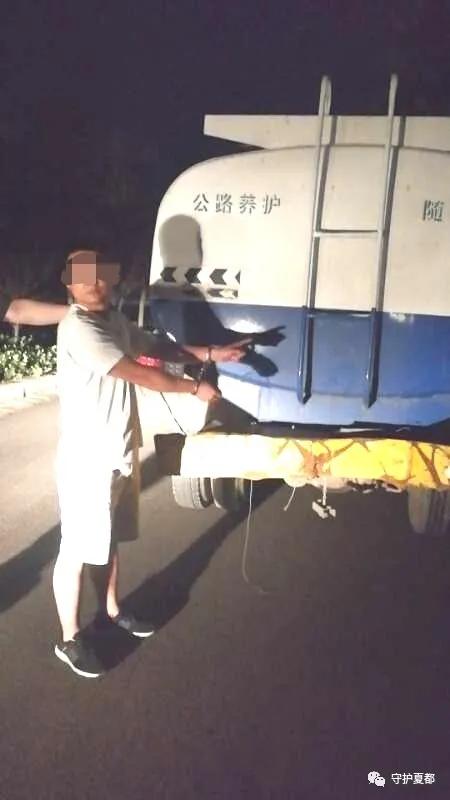 禹州和谐大道一辆集装箱货车上的四吨多柴油被盗 禹州和谐大道一辆集装箱货车上的四吨多柴油被盗