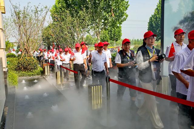 禹州市褚河镇吴湾社区“七一”党建活动 禹州市褚河镇吴湾社区“七一”党建活动