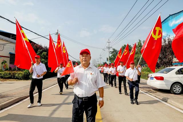 禹州市褚河镇吴湾社区“七一”党建活动 禹州市褚河镇吴湾社区“七一”党建活动