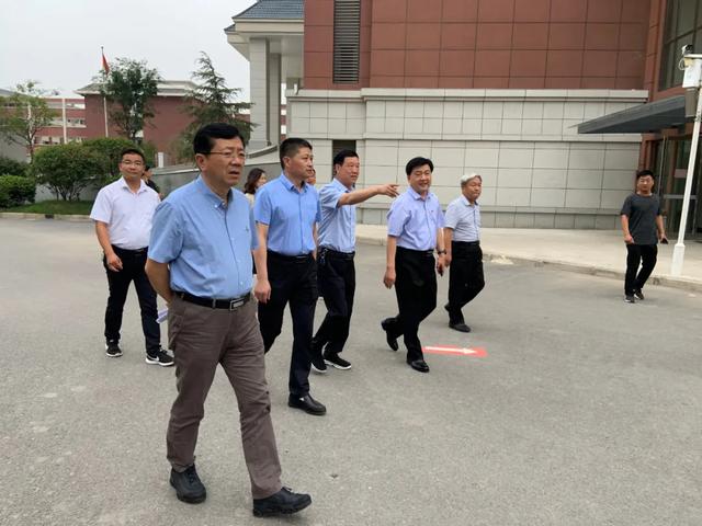 禹州市长范晓东调研我市高考考前准备工作 禹州市长范晓东调研我市高考考前准备工作