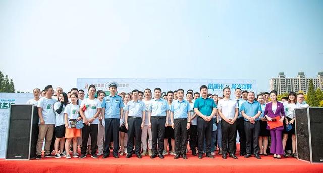 2020禹州城市公益 “ 爱在禹州 爱心送考 ”大型公益活动正式启动! 2020禹州城市公益 “ 爱在禹州 爱心送考 ”大型公益活动正式启动!