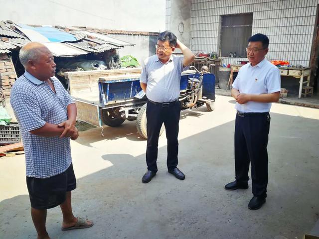 禹州汪伟宏检察长到分包火龙镇督导脱贫攻坚工作 禹州汪伟宏检察长到分包火龙镇督导脱贫攻坚工作