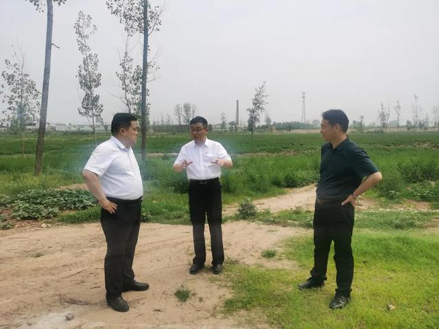 汪伟宏检察长到禹州市潘家河河段开展巡河工作 汪伟宏检察长到禹州市潘家河河段开展巡河工作