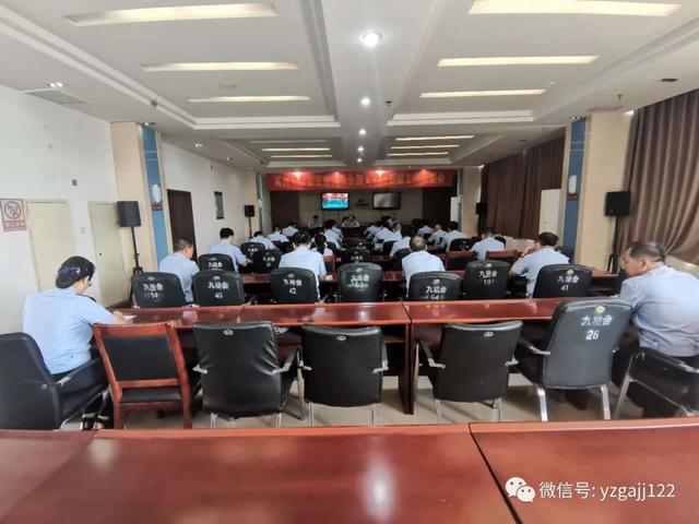 创建文明城市,禹州交警在行动! 创建文明城市,禹州交警在行动!