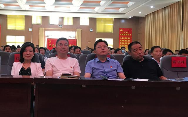 禹州锦绣华城弘扬红色精神,回馈革命老区! 禹州锦绣华城弘扬红色精神,回馈革命老区!