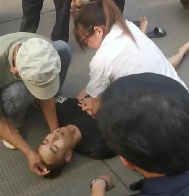 突发!禹州“最美村医”热心救人不留名!谁认识她? 突发!禹州“最美村医”热心救人不留名!谁认识她?