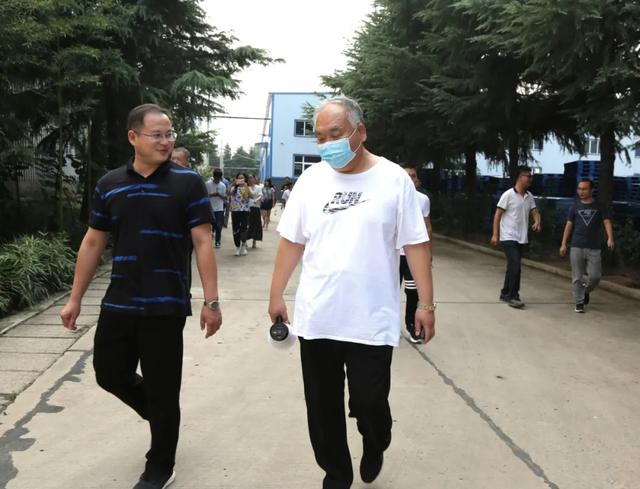 解读禹州银梅口乐涨价风波解读背后那些鲜为人知的故事! 解读禹州银梅口乐涨价风波解读背后那些鲜为人知的故事!