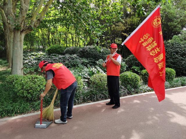 创建文明城市,禹州市园林管理局在行动! 创建文明城市,禹州市园林管理局在行动!