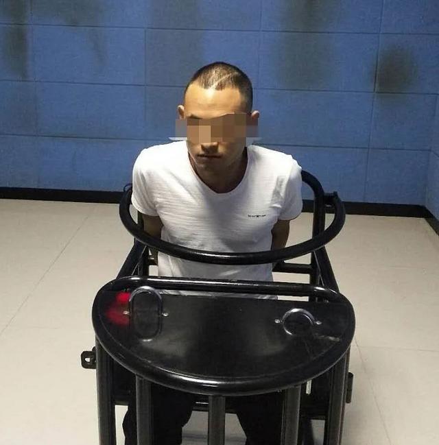 凌晨突发强劫案,禹州民警快速反应擒凶 凌晨突发强劫案,禹州民警快速反应擒凶