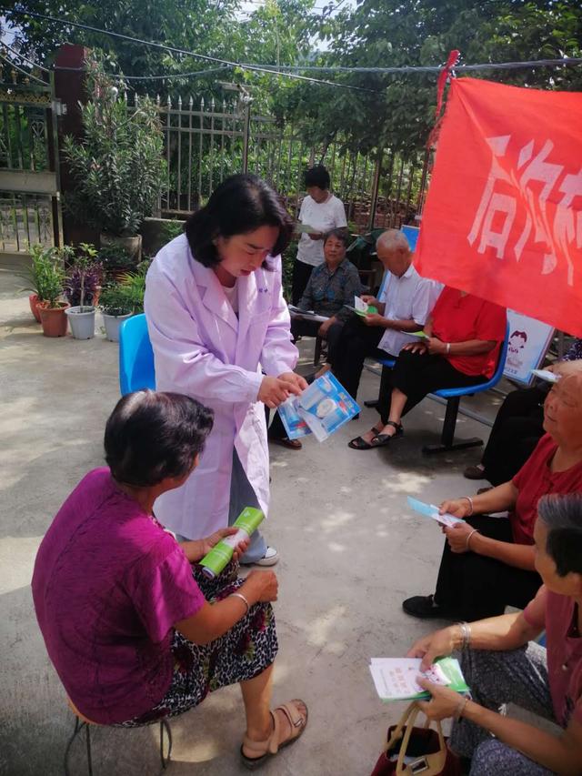 禹州市疾控中心:健康扶贫惠民生 义诊活动暖人心 禹州市疾控中心:健康扶贫惠民生 义诊活动暖人心