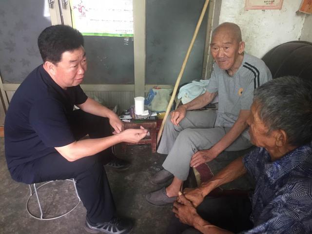 禹州市煤炭局扶贫干部:包户帮扶不玩虚 多措并举落实处 禹州市煤炭局扶贫干部:包户帮扶不玩虚 多措并举落实处
