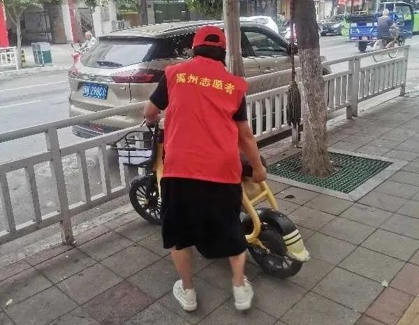 禹州环卫:打造洁净城市环境 助力文明城市创建 禹州环卫:打造洁净城市环境 助力文明城市创建