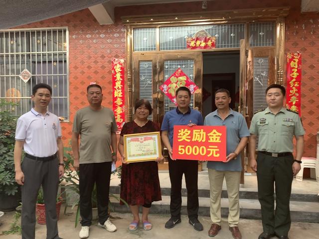 禹州市领导走访慰问部分重点优抚对象 禹州市领导走访慰问部分重点优抚对象