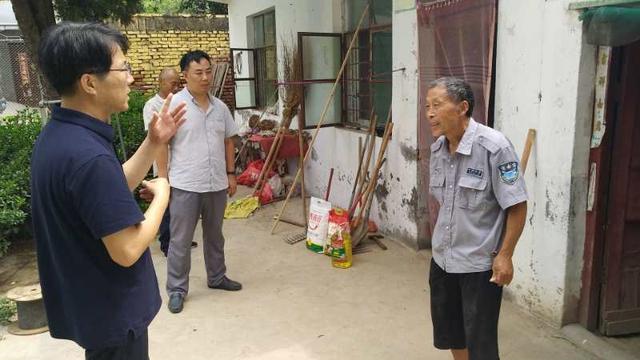 禹州小吕镇:“八一”走访慰问 情暖退役军人 禹州小吕镇:“八一”走访慰问 情暖退役军人