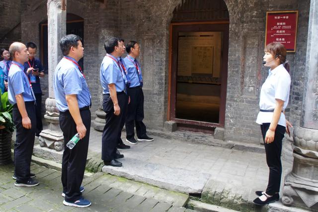 禹州市检察院复转军人前往豫西抗日根据地纪念馆开展革命传统教育活动 禹州市检察院复转军人前往豫西抗日根据地纪念馆开展革命传统教育活动