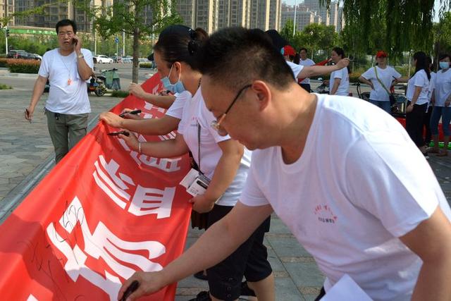 禹州市场监管局共筑文明新风,让城市更美好 禹州市场监管局共筑文明新风,让城市更美好