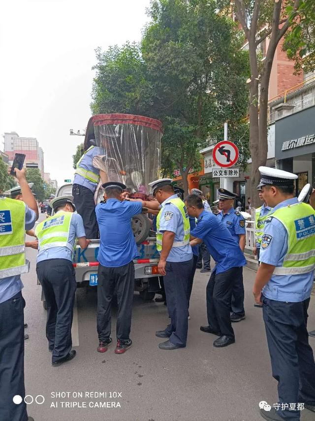禹州这3个街道26辆车被拖走 禹州这3个街道26辆车被拖走